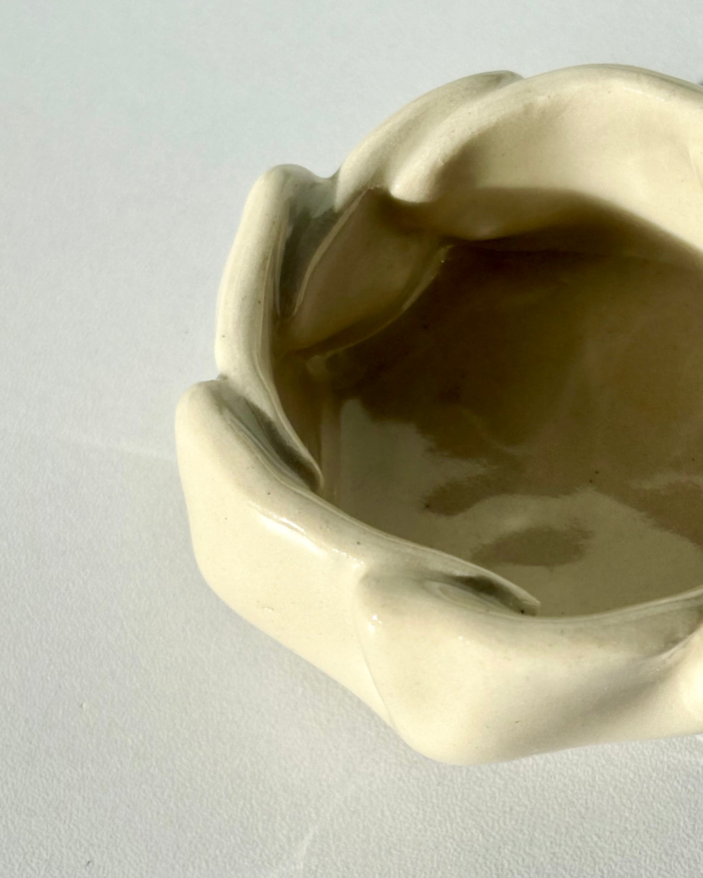 Pleated Condiment Bowl